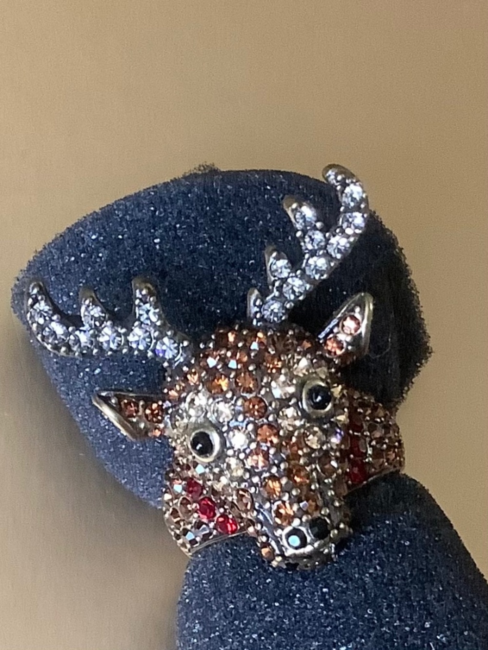 Heidi Daus Rudy Reindeer Holiday Collection Crystal Ring SZ 9 - Picture 5 of 14